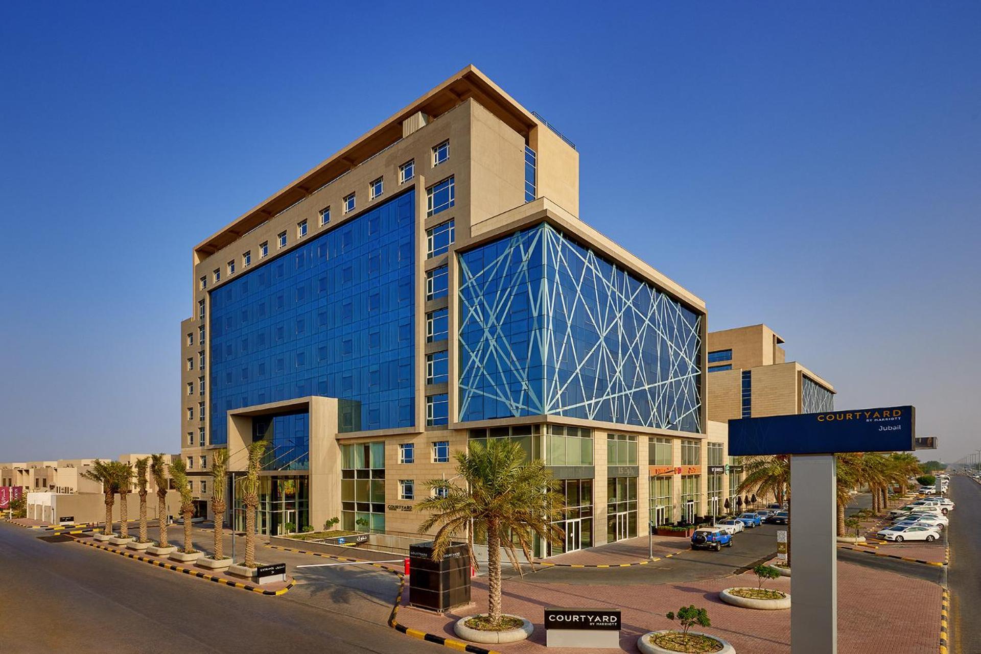Готель Courtyard By Marriott Jubail Екстер'єр фото