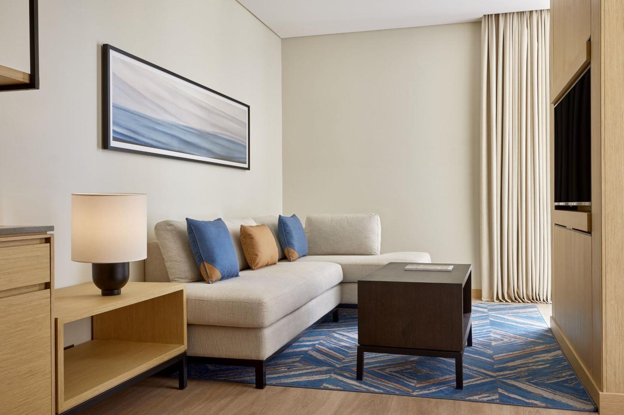 Готель Courtyard By Marriott Jubail Екстер'єр фото